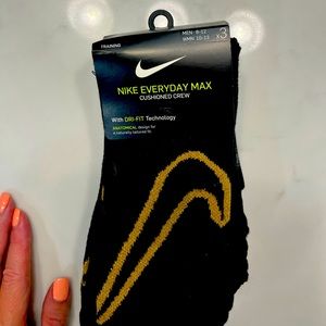Nike sox- Dri-fit